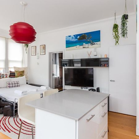 Homely 1 Bedroom Apartment In The Heart Of Vibrant Camden لندن المظهر الخارجي الصورة