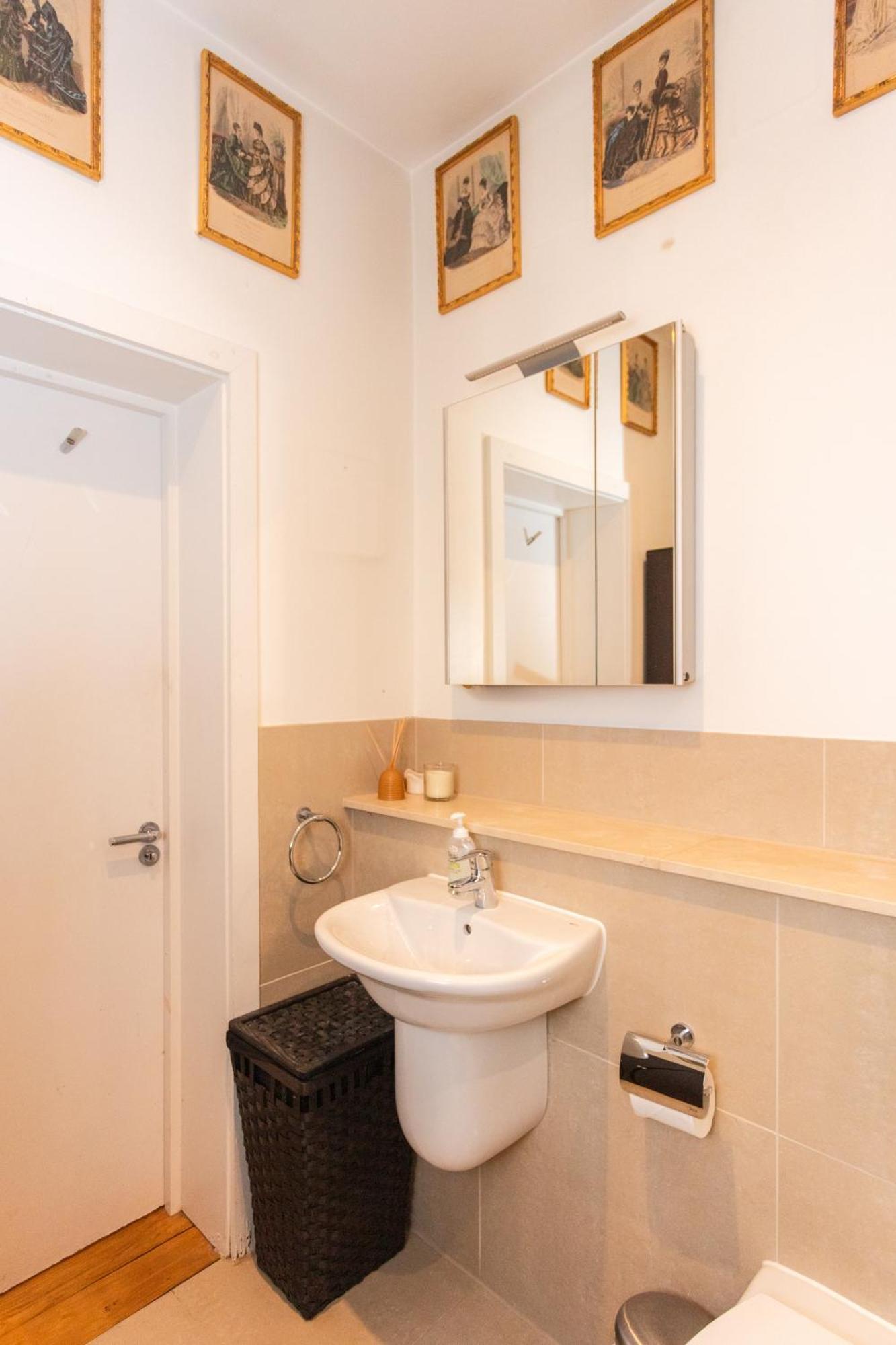 Homely 1 Bedroom Apartment In The Heart Of Vibrant Camden لندن المظهر الخارجي الصورة